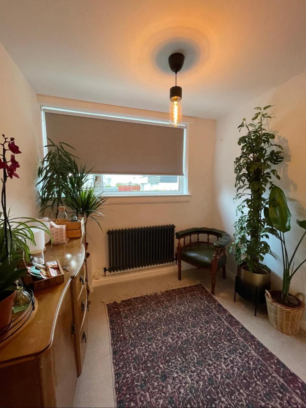 Private Room With Separate Shower And Free Parking Edinburgh Exterior photo
